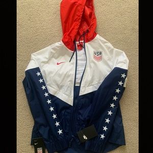 nike us national soccer team windbreaker/light weight rain jacket womens small